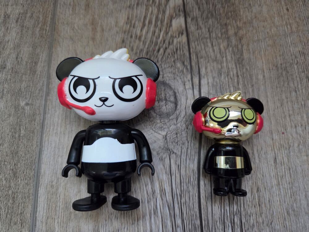 Ryan's World Combo Panda Gamer Figure Set‎ Metallic Gold & Standard Collectible